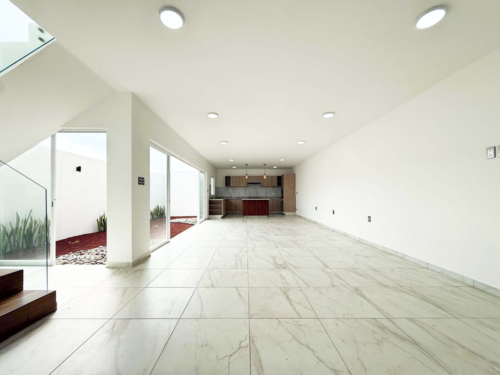 CASA EN VENTA EN FRACCIONAMIENTO PUNTO LOMAS RIVIERA VERACRUZANA | 3 RECAMARAS + ALBERCA + PADEL