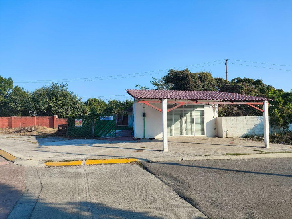 LOCAL COMERCIAL EN VENTA FRACCIONAMIENTO XANA VERACRUZ VERACRUZ