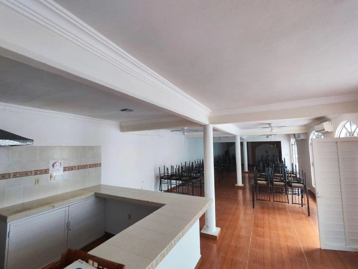 SALON DE EVENTOS EN VENTA RICARDO FLORES MAGON BOCA DEL RIO VERACRUZ