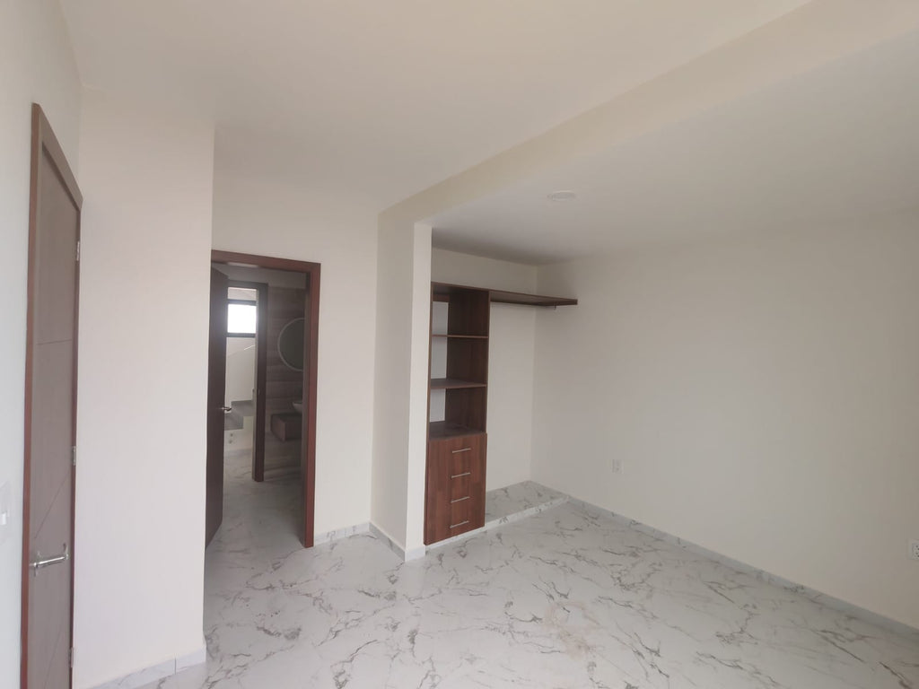 CASA EN VENTA FRACCIONAMIENTO LOMAS DE LA RIOJA RIVIERA VERACRUZANA