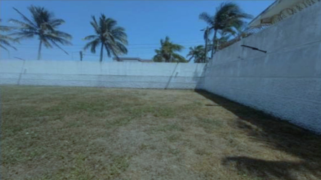 TERRENO COSTA DE ORO CALLE DELFINES