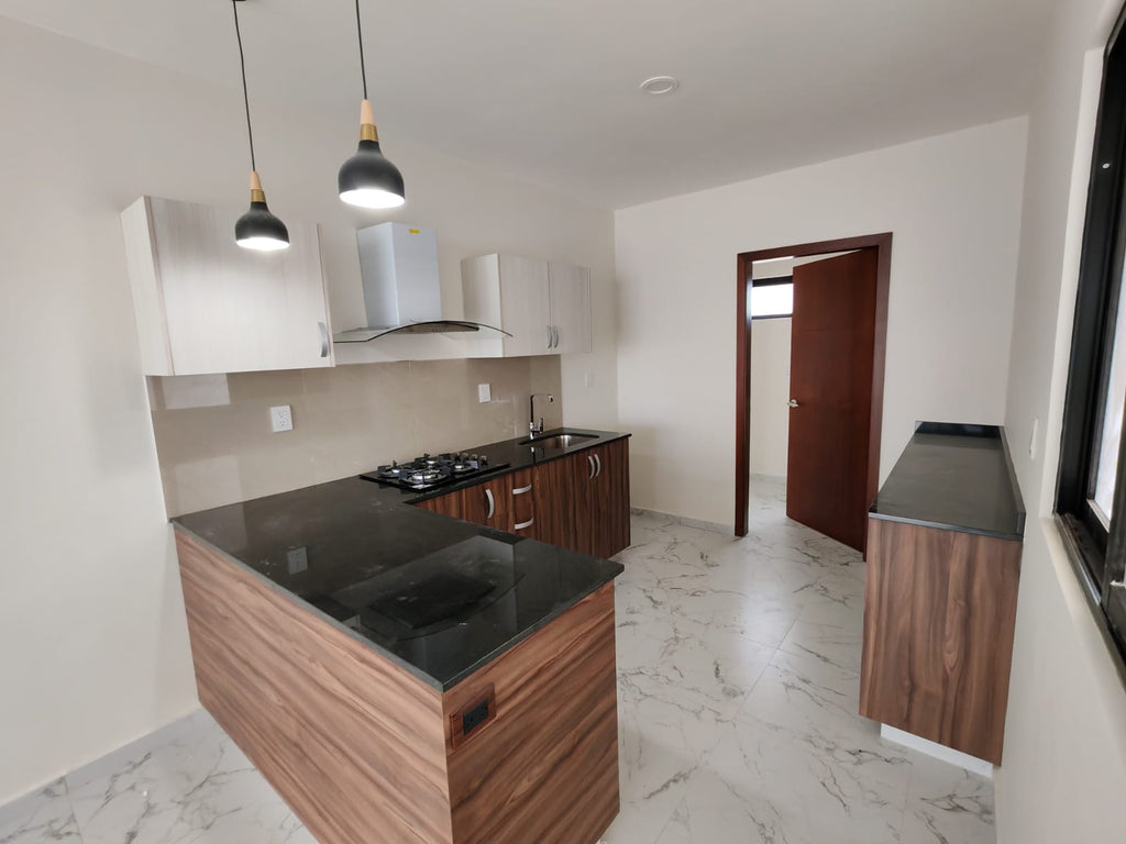 CASA EN VENTA FRACCIONAMIENTO LOMAS DE LA RIOJA RIVIERA VERACRUZANA