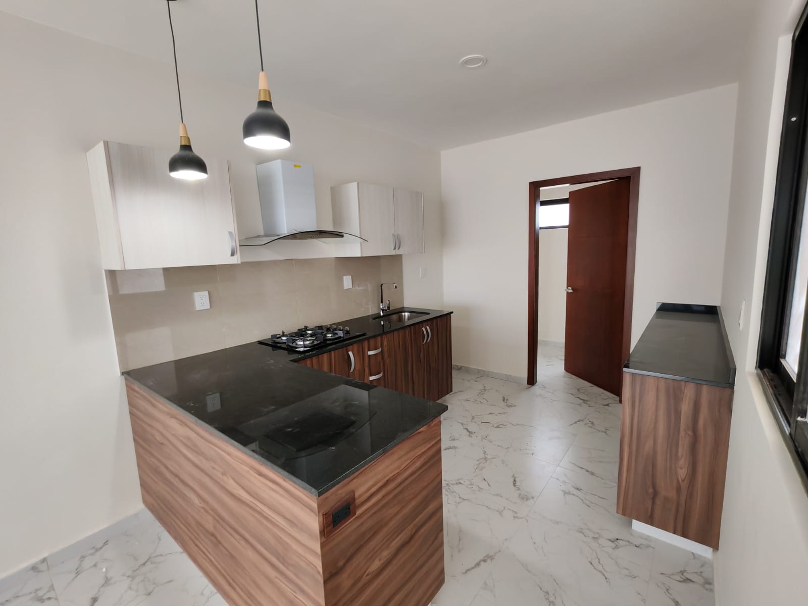 CASA EN VENTA FRACCIONAMIENTO LOMAS DE LA RIOJA RIVIERA VERACRUZANA